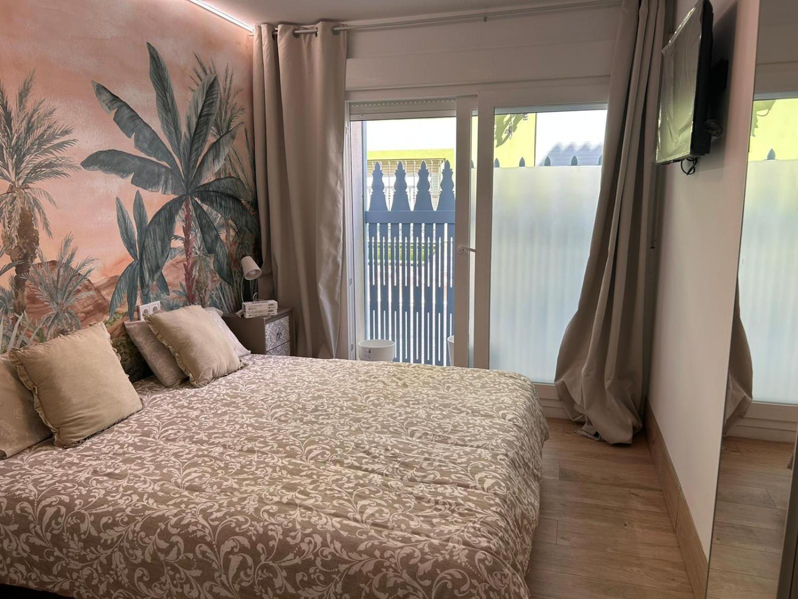 La Maison Del Mar Guest House Malaga Exterior photo